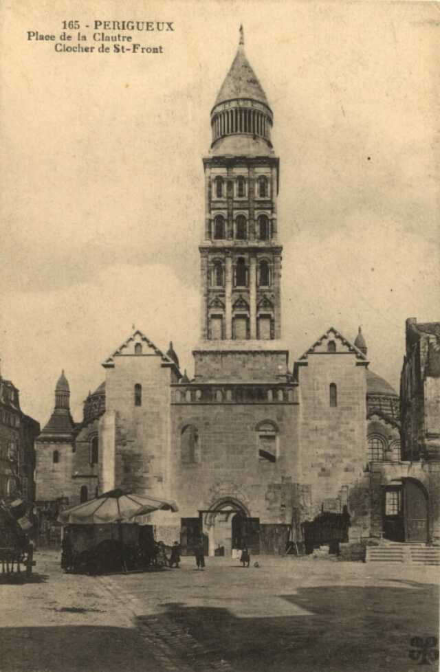 Patrimoine sur le Pouce - La Place de la Clautre