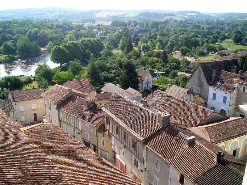Visite de Saint-Astier : petite ville au grand clocher !