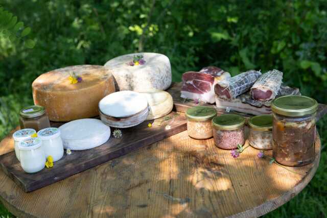 Théâtre - Repas - Danse traditionnelle