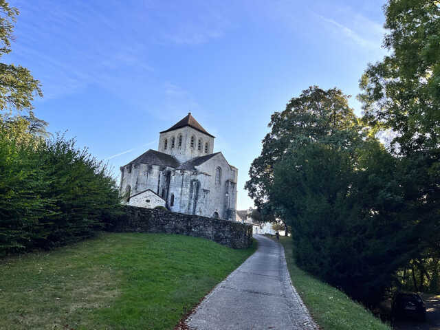 Journées Européennes du Patrimoine : Visites guidées de l'église romane et du cimetière des moines Le Chalard