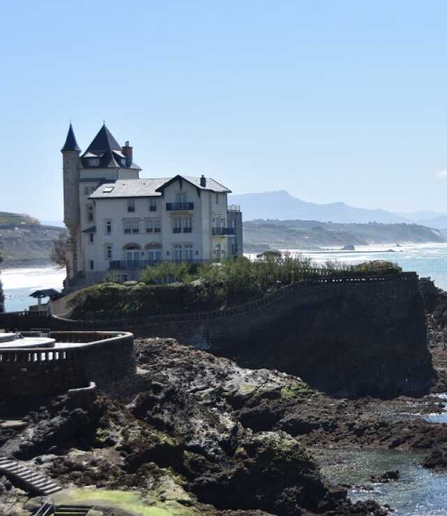 Visite Flash : La Villa Belza et le Cabaret “Le Château basque