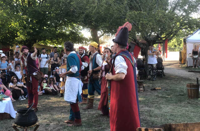 Pièce de théâtre 'Au Feu le Pot au Feu' - Fête des Bastides et du Vin