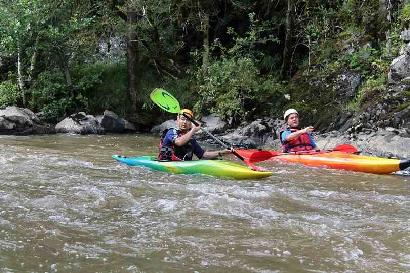 Été actif - kayak en eaux vives