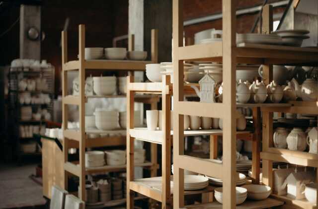 Visite de l'ancienne poterie périgordine de Jean Varoqueaux