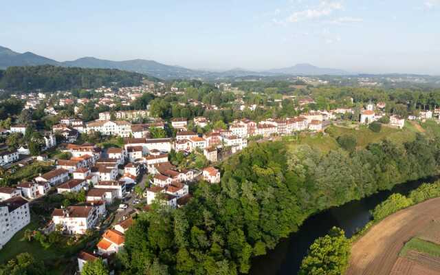 Visite guidée de Cambo-les-Bains, Histoire & Patrimoine