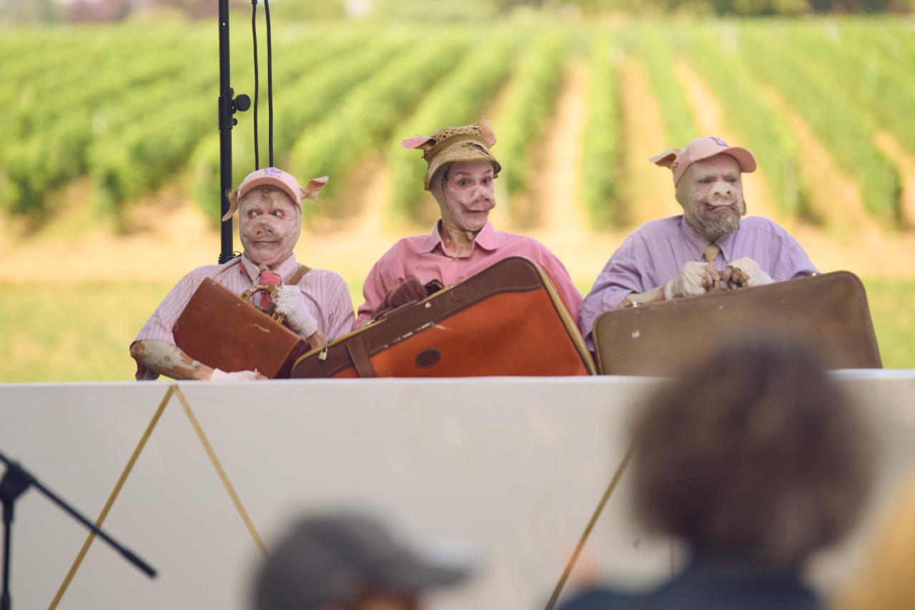 Spectacle «On applaudit bien fort les trois petits Kochons »