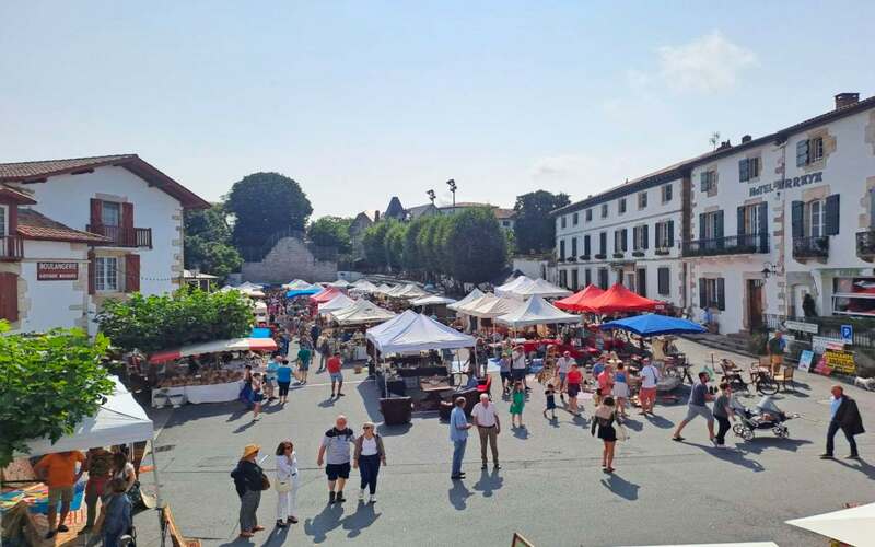 Antiquités et brocante