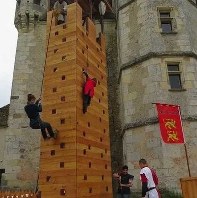 Deux-S?�vres - Manifestation culturelle Histoire - Civilisation - Au royaume, des enfants, une 