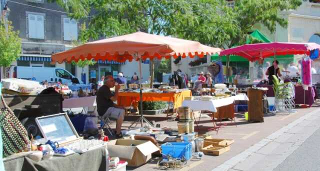 Bourse aux vêtements