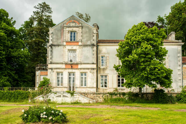 Semaine de jardinage, entretien du parc…. Nourrir la terre 