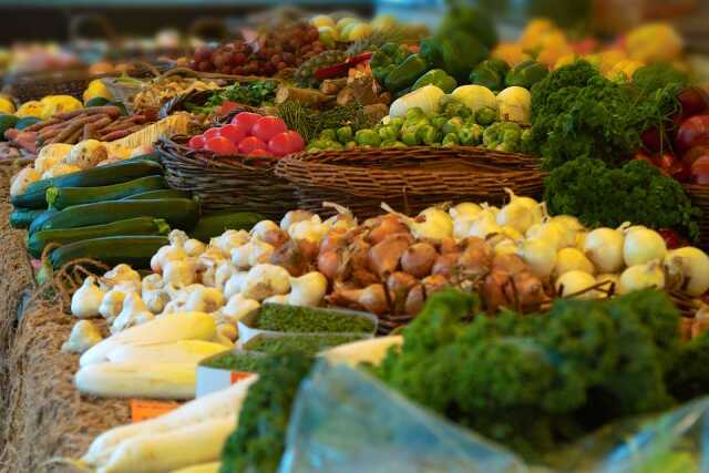 Marché hebdomadaire Nieul - Le jeudi