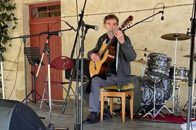 Concert de guitare classique au profit des Restos du Cœur