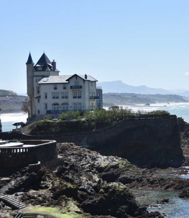 Visite : La Villa Belza et le Cabaret “Le Château basque”