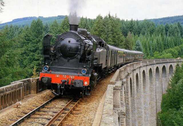Train touristique à vapeur : Circuit de la Haute vallée de la Vienne - 18 août