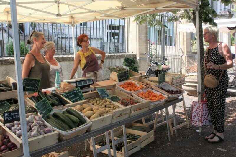 Marché de Saint-Macaire le jeudi et le dimanche