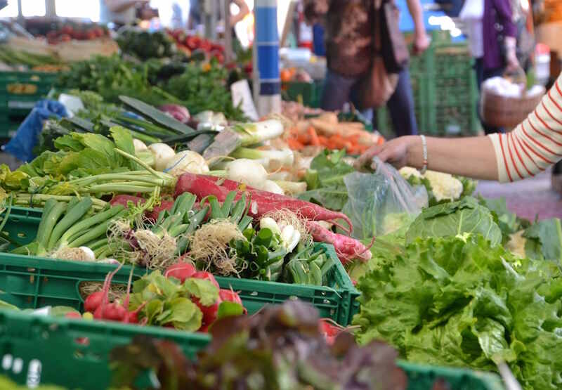 Marché à Bussière-poitevine