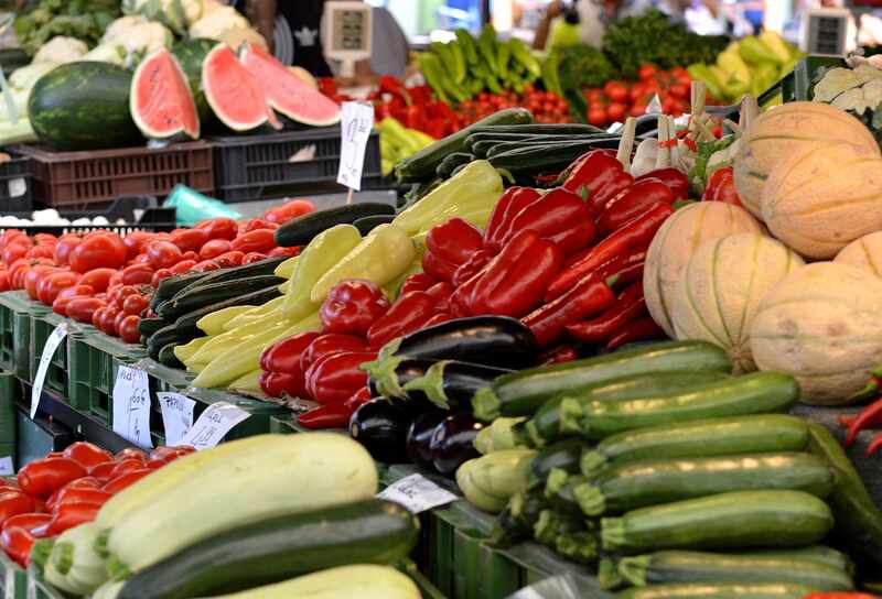 Marché de Neuville-de-Poitou