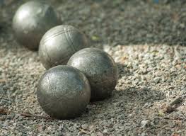 Concours de pétanque