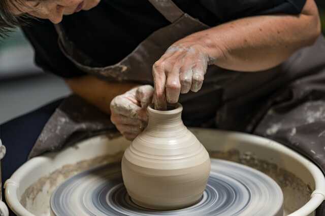 Vide atelier de poterie