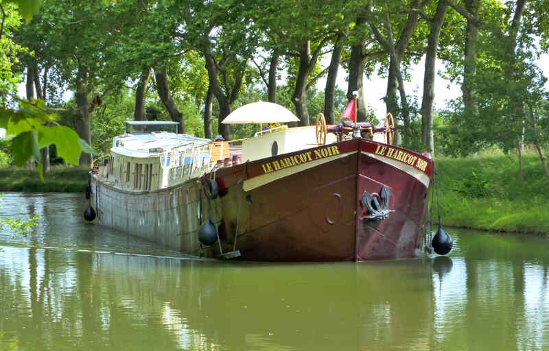 CROISIÈRE TOURISTIQUE DE 2 JOURS SUR LE CANAL DU MIDI