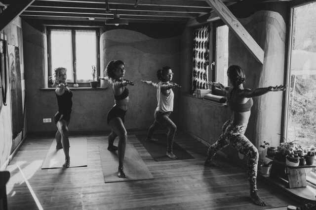 Yoga dans l'été