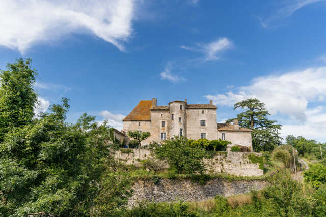 Marché gourmand et animation musicale au Château d'Aix