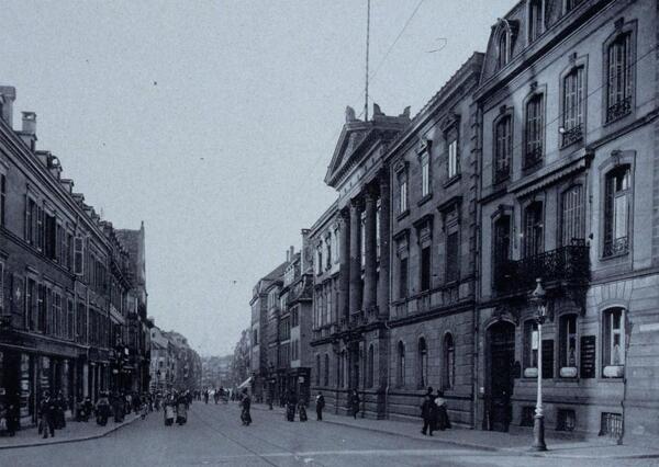 100 ans d’édition à Strasbourg : La Nuée Bleue