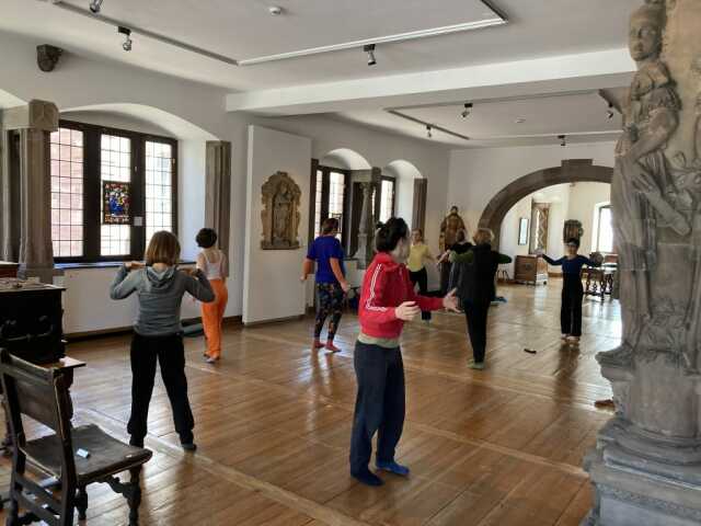 Yoga Danse au musée