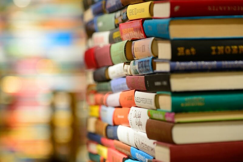 Vente de livres et de CD