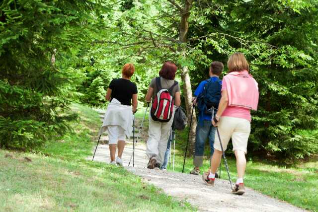 Initiation à la marche nordique