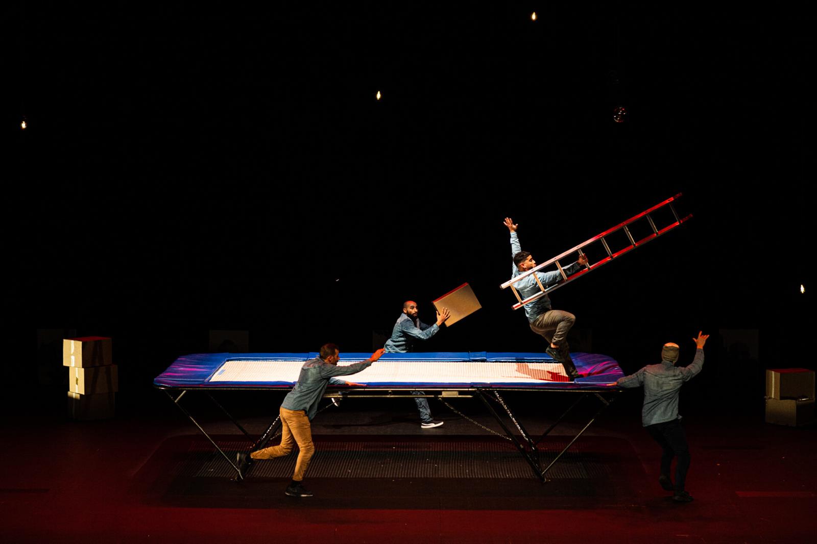 Spectacle : Ca déménage - Compagnie Racines Carrées