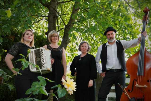 Soirée musicale  -  Winyles chante Piaf