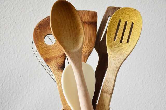 Création de spatules et cuillères en bois