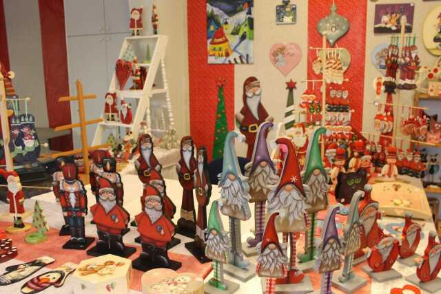 Exposition : le petit monde de Noël et sa ronde artistique