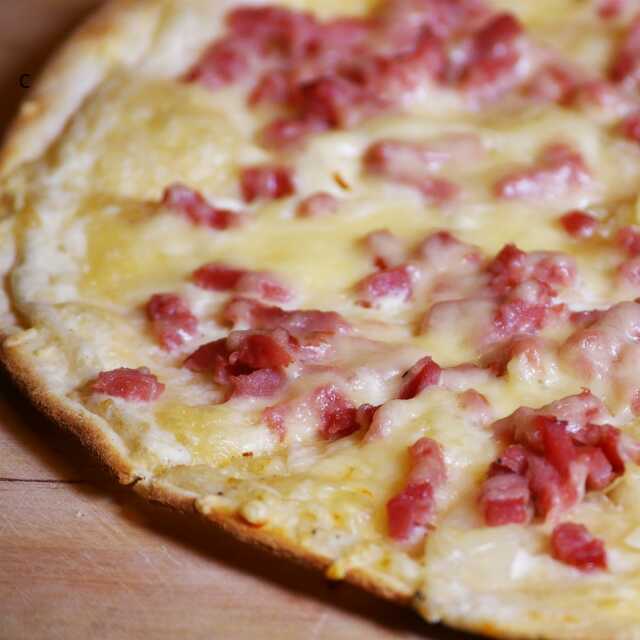 Soirée pizzas et tartes flambées cuites au feu de bois