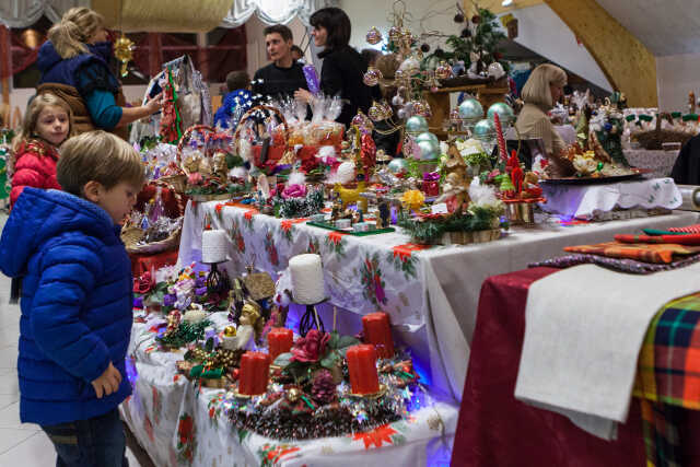 Marché de Noël et sa petite ferme