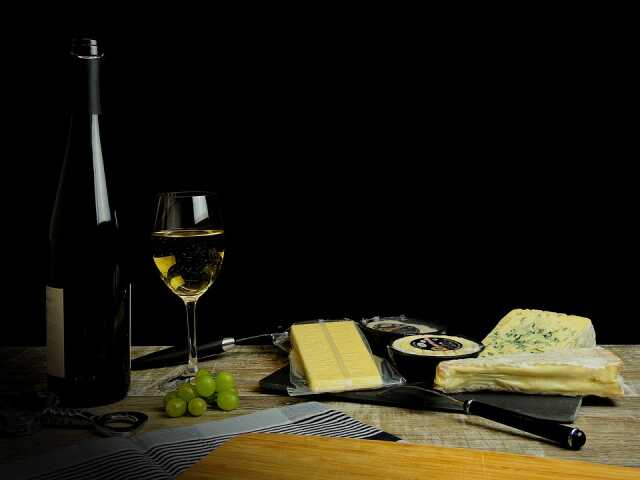 Atelier de dégustation : vins, fromages et plaisirs sucrés d'Alsace