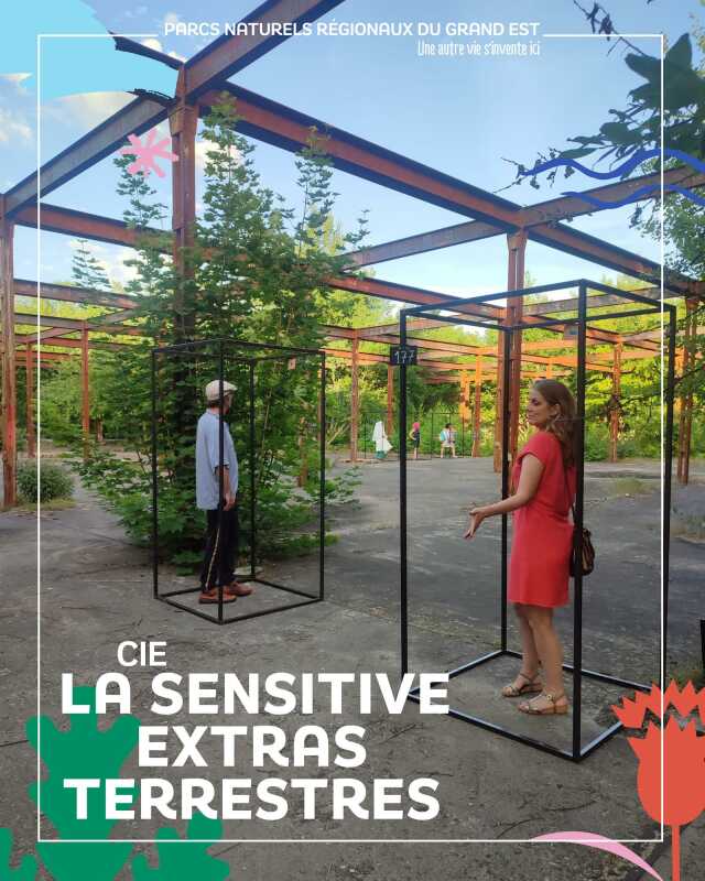 Spectacle et déambulation en milieu naturel : Extras Terrestres ou Nos Petites Métamorphoses