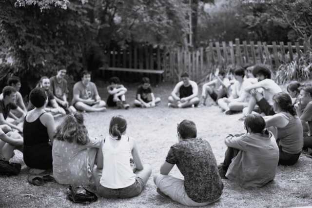 STAGE D'ETE JEUNES