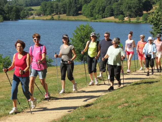 Octobre Rose 2025 : Balade et exercices sportifs au lac d'Arfeuille
