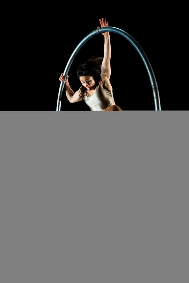 Agora Pôle National Cirque - In Difference [création] / Jef Everaert et Marica Marinoni