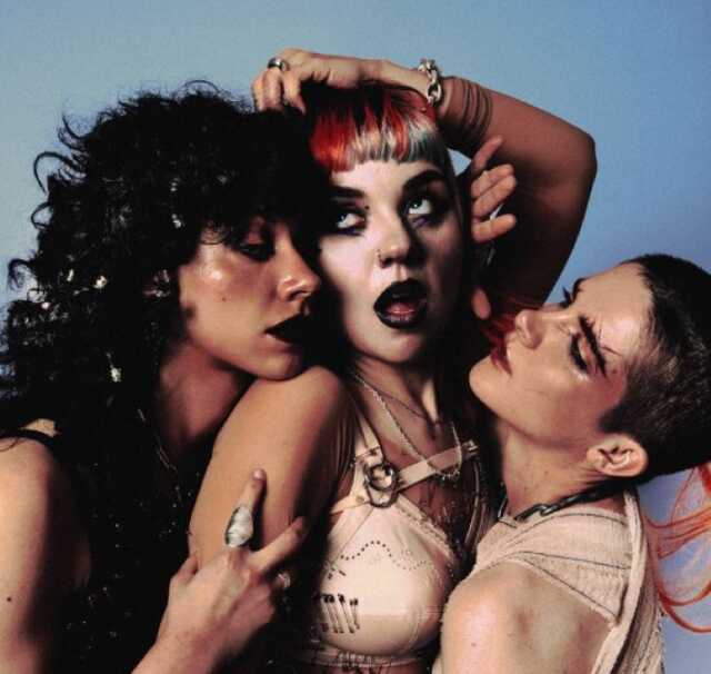 GRANDMA'S ASHES / FESTIVAL OVERLOOK