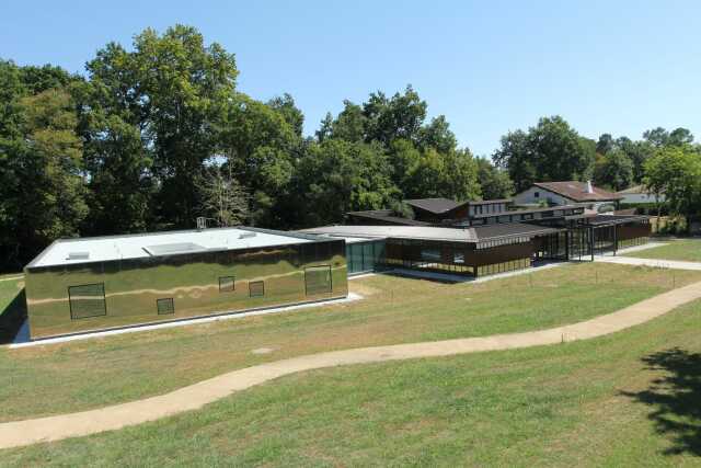 Bébé Bouquine spécial Noël