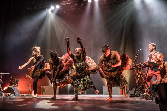 Agora Pôle National Cirque - Äkä Free voices of forest / Leïla Martial et le groupe NDIMA