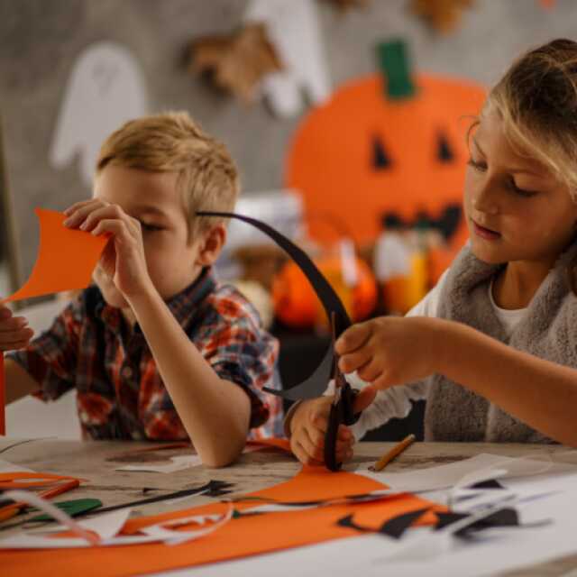 ATELIERS CREATIFS AU TOUR D'HALLOWEEN