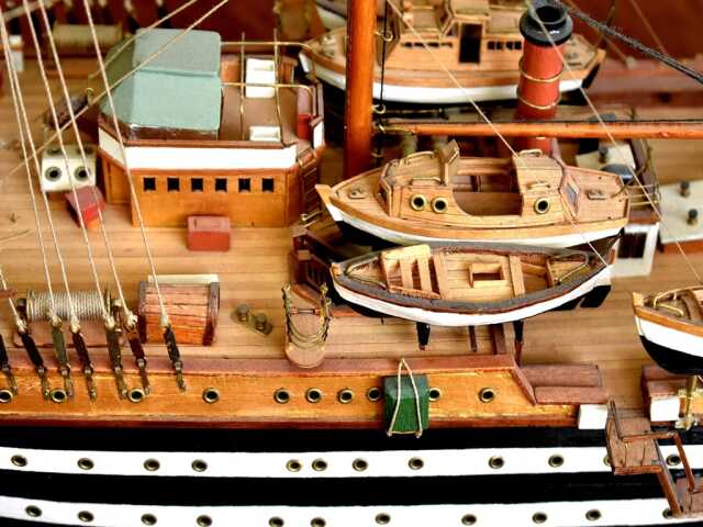 LES P'TITS BATEAUX