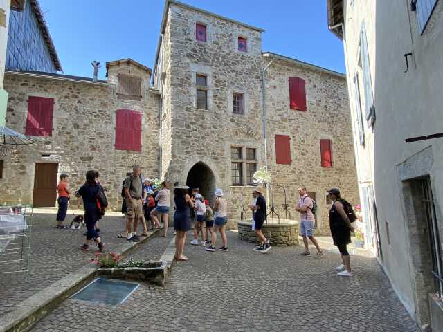 VISITE COMMENTÉE DU VILLAGE DE LA SALVETAT-SUR-AGOUT