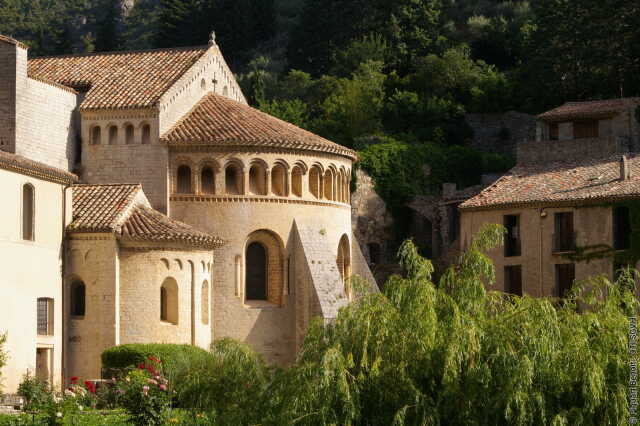 BALADES MÉDIÉVALES CONTÉES DANS LES RUELLES DU VILLAGE