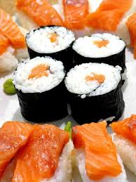 ATELIER ACCORDS METS & VINS : SUSHIS ET MAKIS