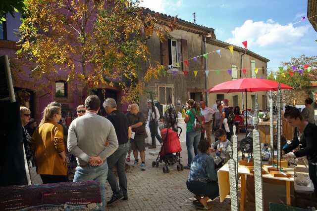 MARCHÉ DE CRÉATEURS ET PRODUCTEURS